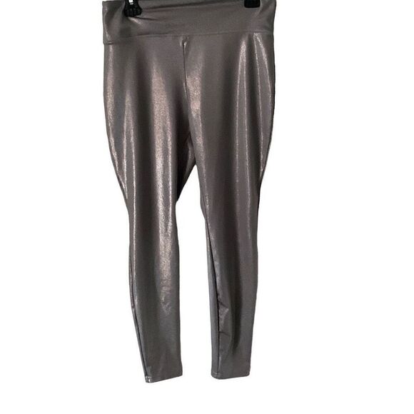 Pre Owned Women’s Wild Fable Shimmering Silver Leggings Sz Med Comfort Activewea - Picture 4 of 4